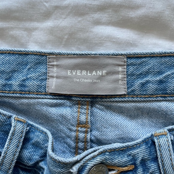 Everlane 90s Cheeky Jean 26 Vintage Wash Blue - Picture 4 of 9